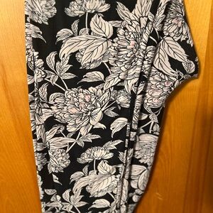 Floral Black and White Leggings